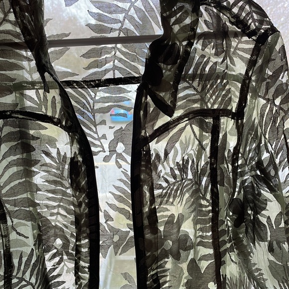 Sheer Top by TanJay - Picture 5 of 5